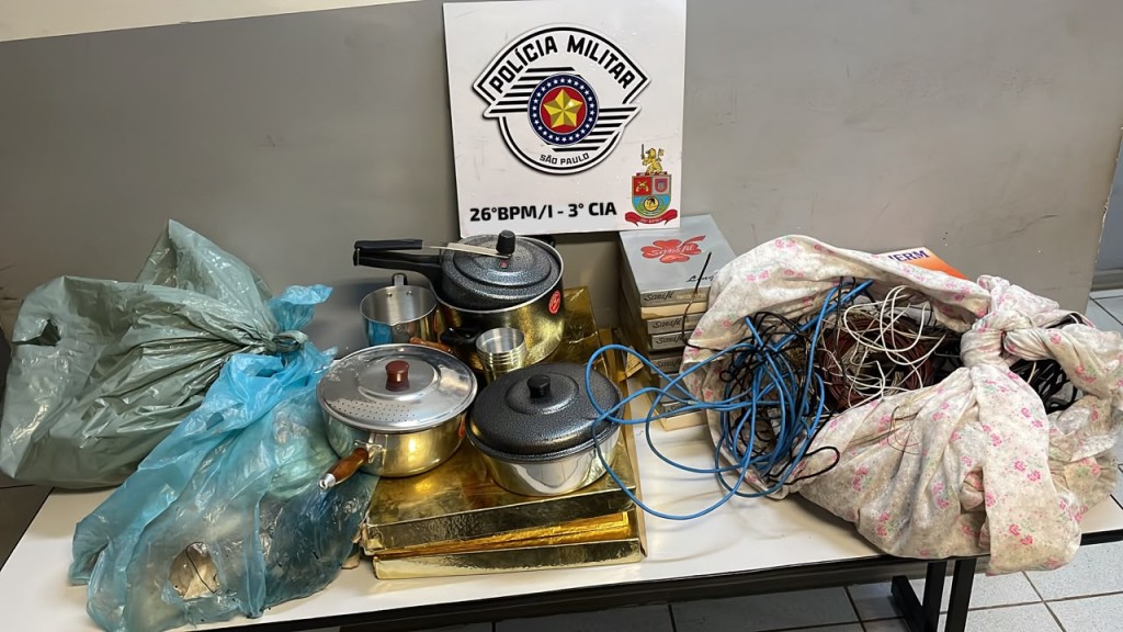 PM prende casal e recupera objetos furtados de residência em Itapira