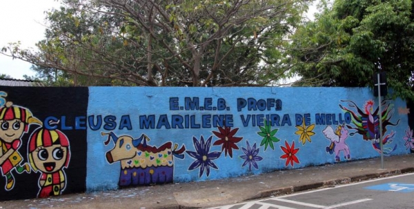 Grafite leva arte aos muros das escolas de Mogi Mirim