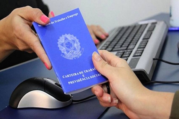 PAT divulga vagas de empregos em Itapira