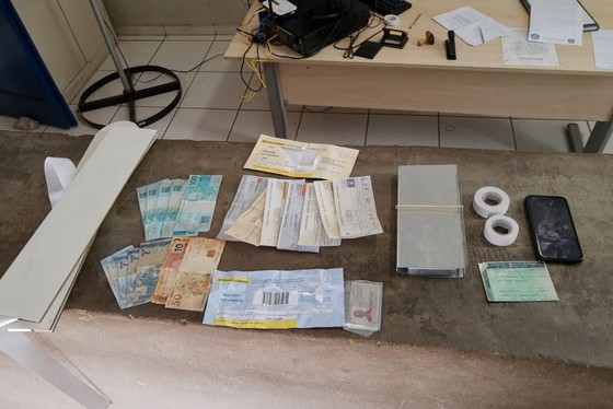 PM prende homem em Mogi Mirim  “pescando” dinheiro de caixa eletrônico