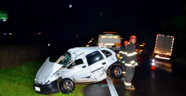Acidente grave na SP-342 deixa um morto