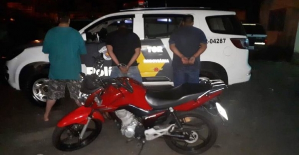 TOR prende dois por furto de moto