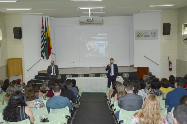 TCE realizou evento com palestras na Franco Montoro