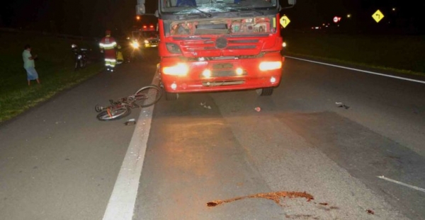 Ciclista está em estado grave depois de atropelamento na SP-340