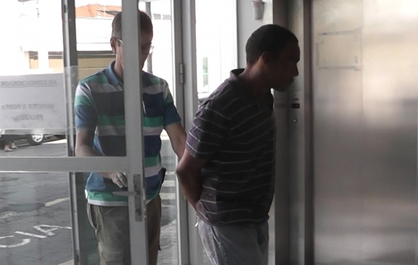 Autor de assassinato de frentista do Taguá se entrega à polícia