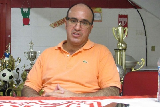 Juiz dá prazo de 5 dias para Luiz Oliveira sair do Mogi Mirim