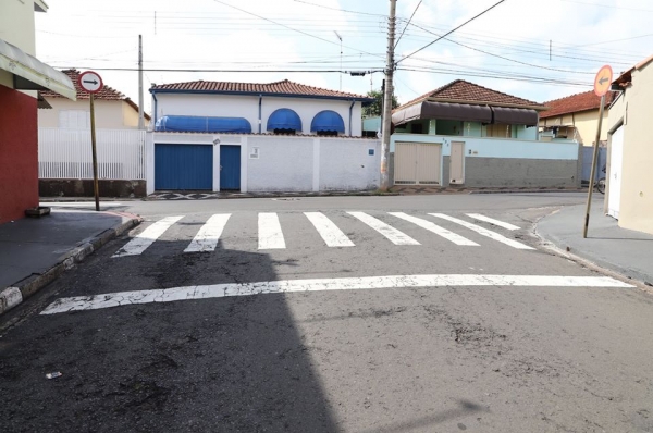 Acesso à rua Marques através da Dona Sinhazinha passa a ter conversão somente à direita