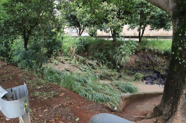 Prefeitura vai declarar situação de emergência em áreas afetadas por chuvas
