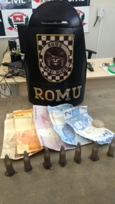 Menor é solto após ser detido com drogas em Mogi Mirim