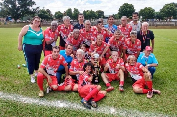 Nos pênaltis, Paulista é campeão do Futebol Sessentão